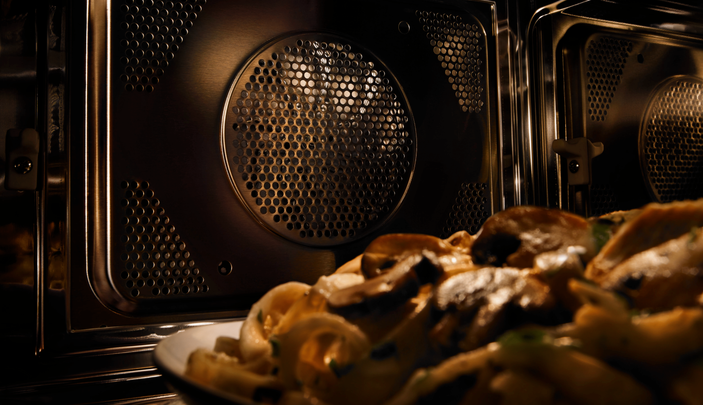 Food cooking in a microwave