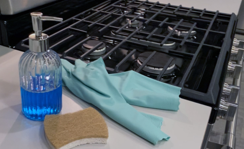 How to Easily Clean Gas Stove Grates & Burners