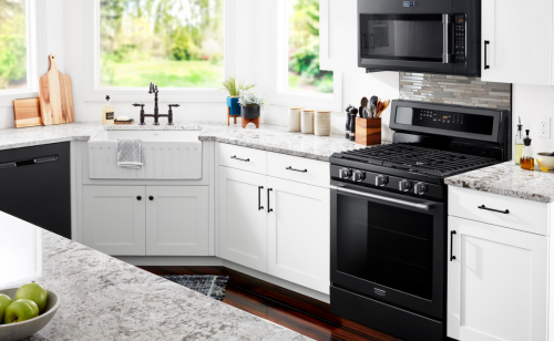 Freestanding gas range in a kitchen