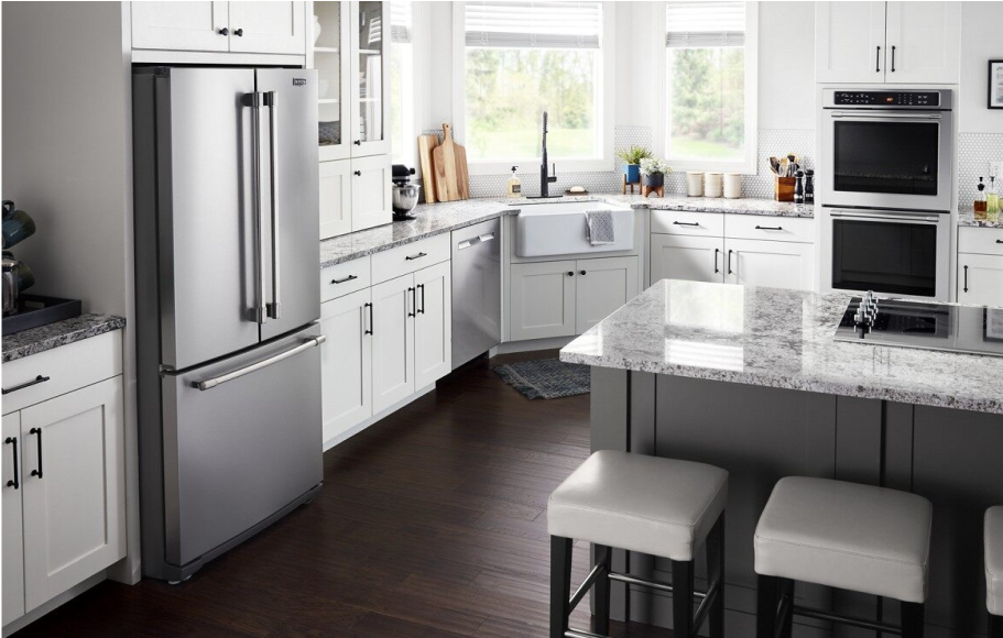 A fully equipped Maytag® kitchen suite.